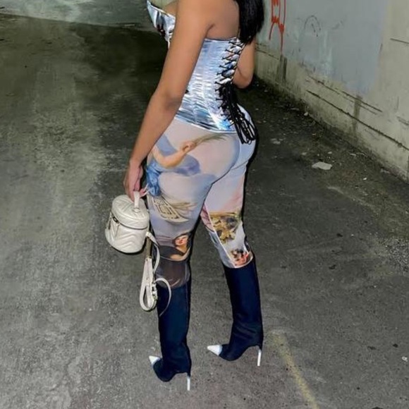 Corset Renaissance Set - Picture 2 of 8